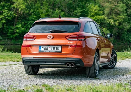 hyundai parkovaci kamera 500