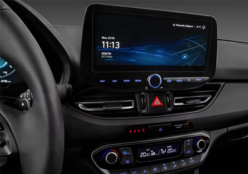 Dvouzónová automatická klimatizace na středovém panelu