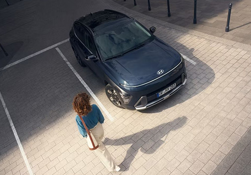 Hyundai KONA na parkovišti