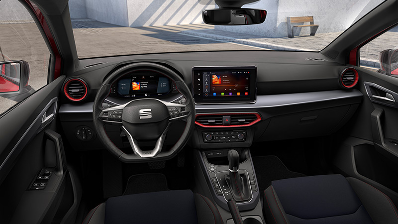 Pohled na přístrojovou desku vozu SEAT Ibiza