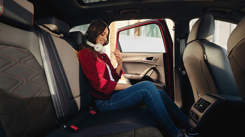 SEAT Leon Sportstourer - Sportovní sedadla Dinamica®