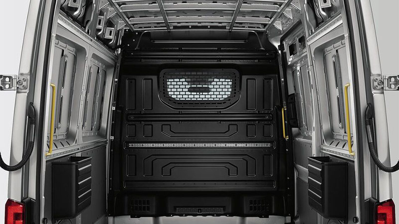 vw crafter skrinovy vuz delici prepazka