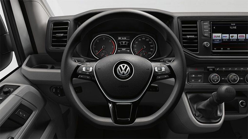 vw crafter skrinovy vuz volant 2