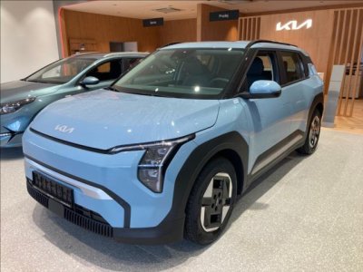 Kia EV3 150kW 2ramenný umělou kůží potažený volant