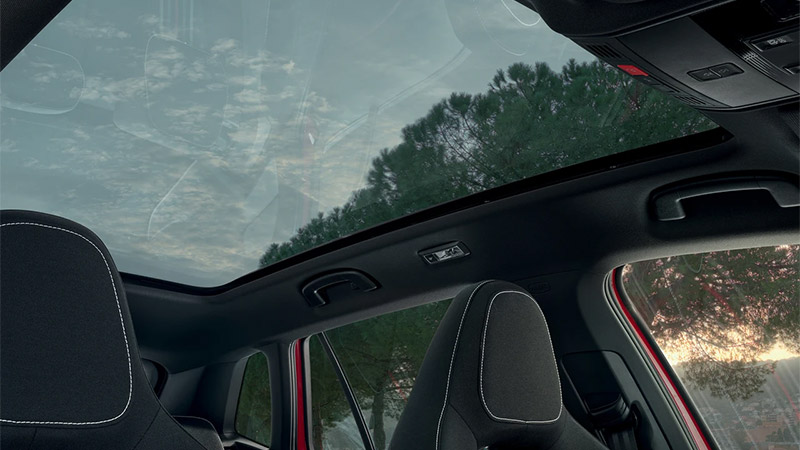 skoda kamiq monte carlo panoramaticka strecha