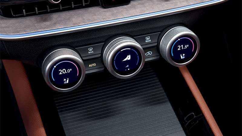 skoda superb combi inovativni reseni infotainmentu